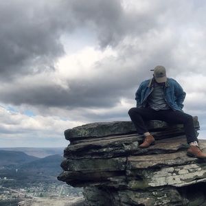 Meet your Posher, Dakota